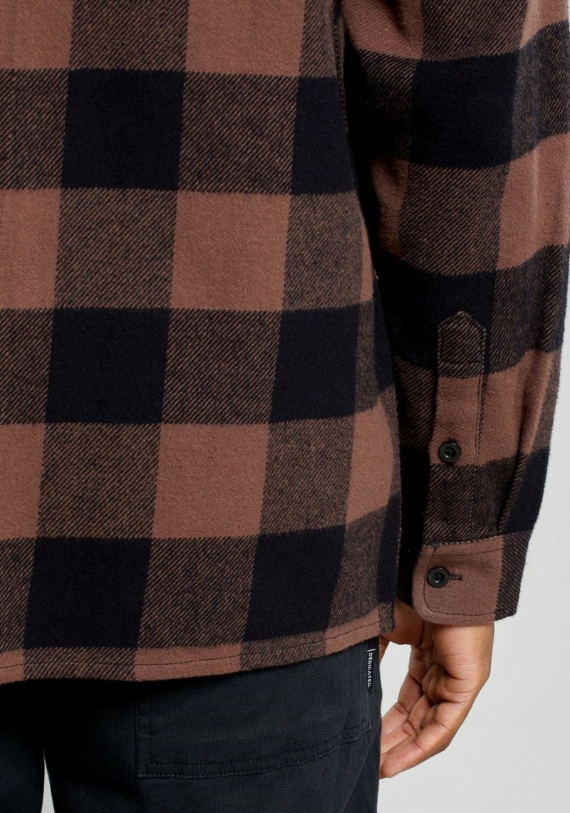 Buffalo bag brown rute shirt by Dedicated brand