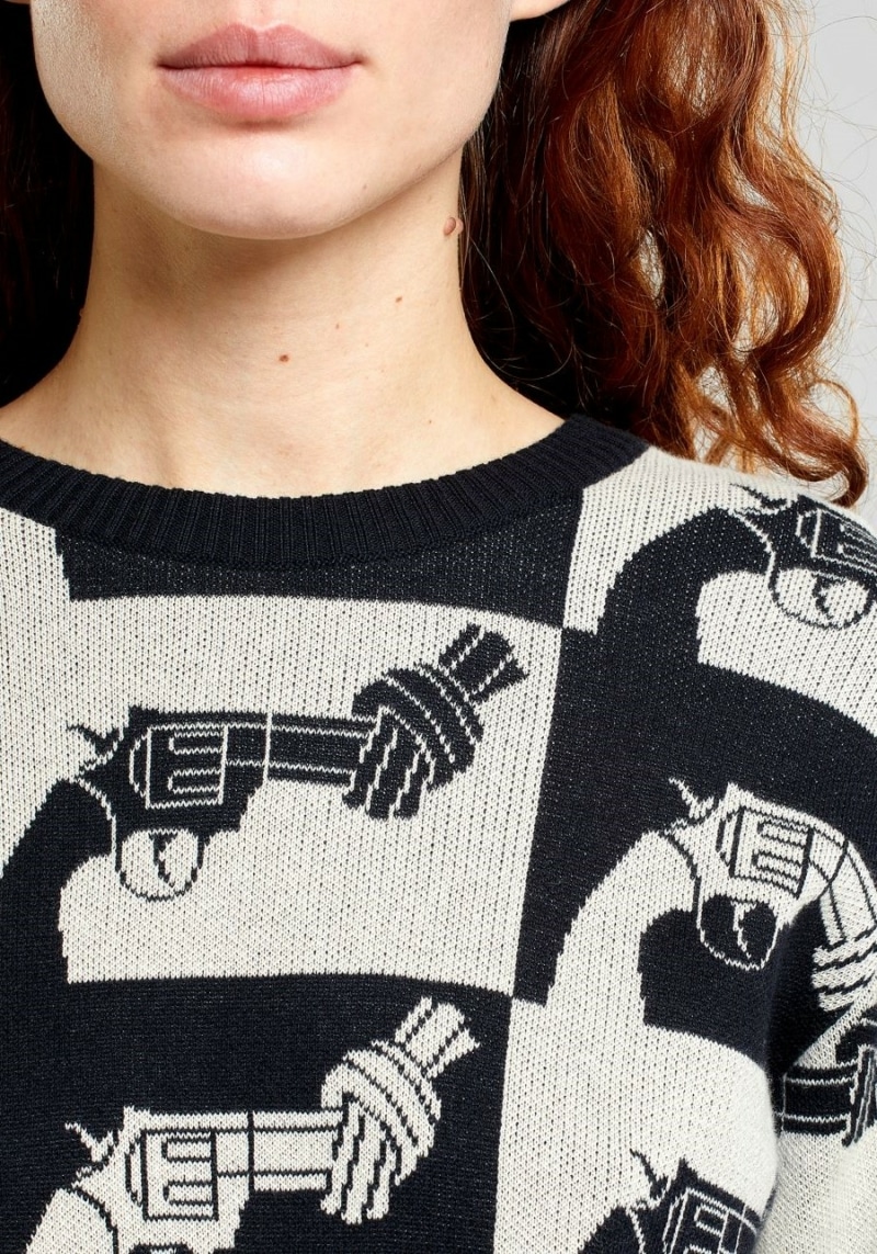 Arendal Knotted Gun Sweater