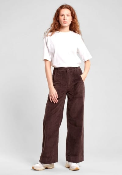 Vara workwear pants in brown corduroy by Dedicated brand
